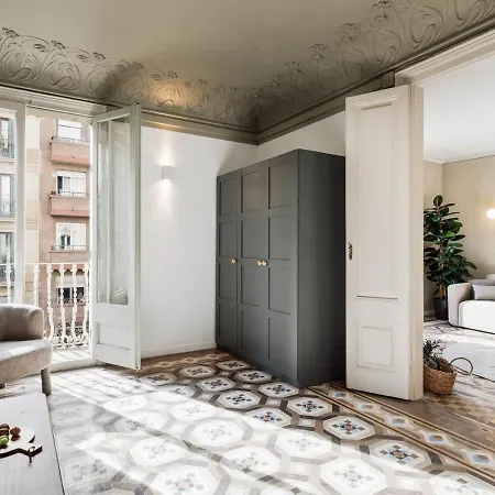 Apartment Sardana - 3 Bedrooms And Office In Eixample Dreta *