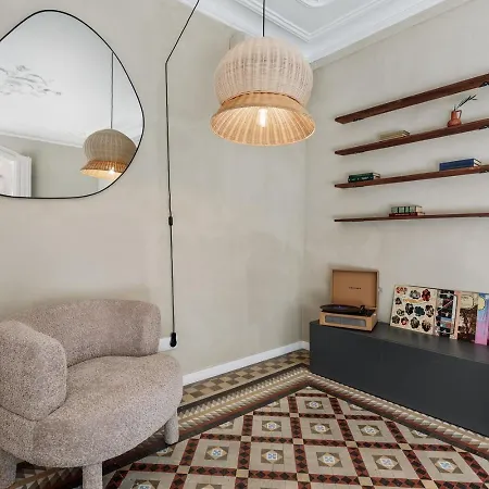 Sardana - 3 Bedrooms And Office In Eixample Dreta Apartment Barcelona