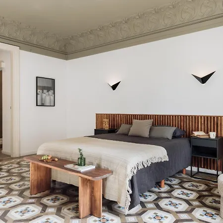 Sardana - 3 Bedrooms And Office In Eixample Dreta Barcelona