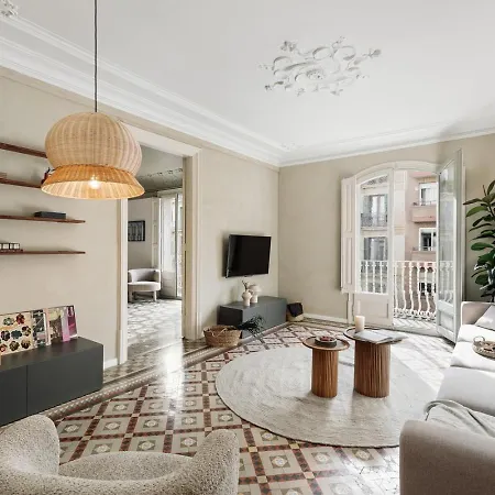 Apartment Sardana - 3 Bedrooms And Office In Eixample Dreta Barcelona